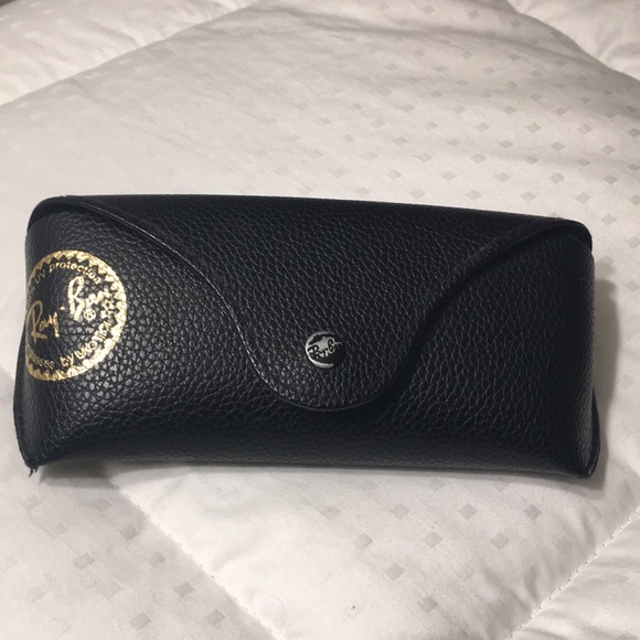 Ray-Ban Aviator Sunglasses - Picture 5 of 6